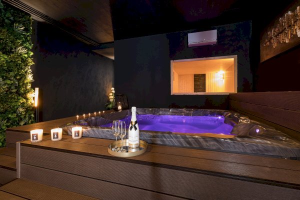 Taboo Villa & Spa