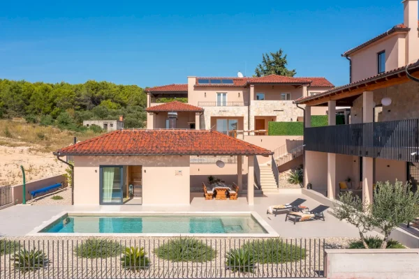 Villa Wave
